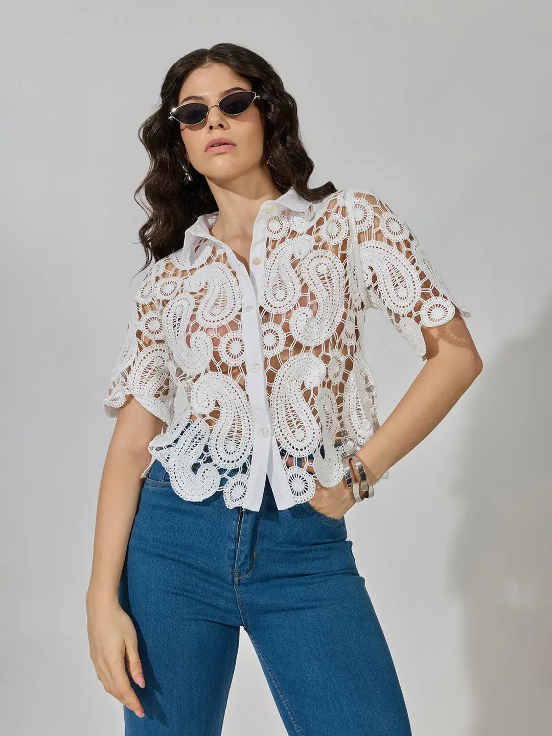 Women's Paisley Crochet White Short Sleeve Shirt