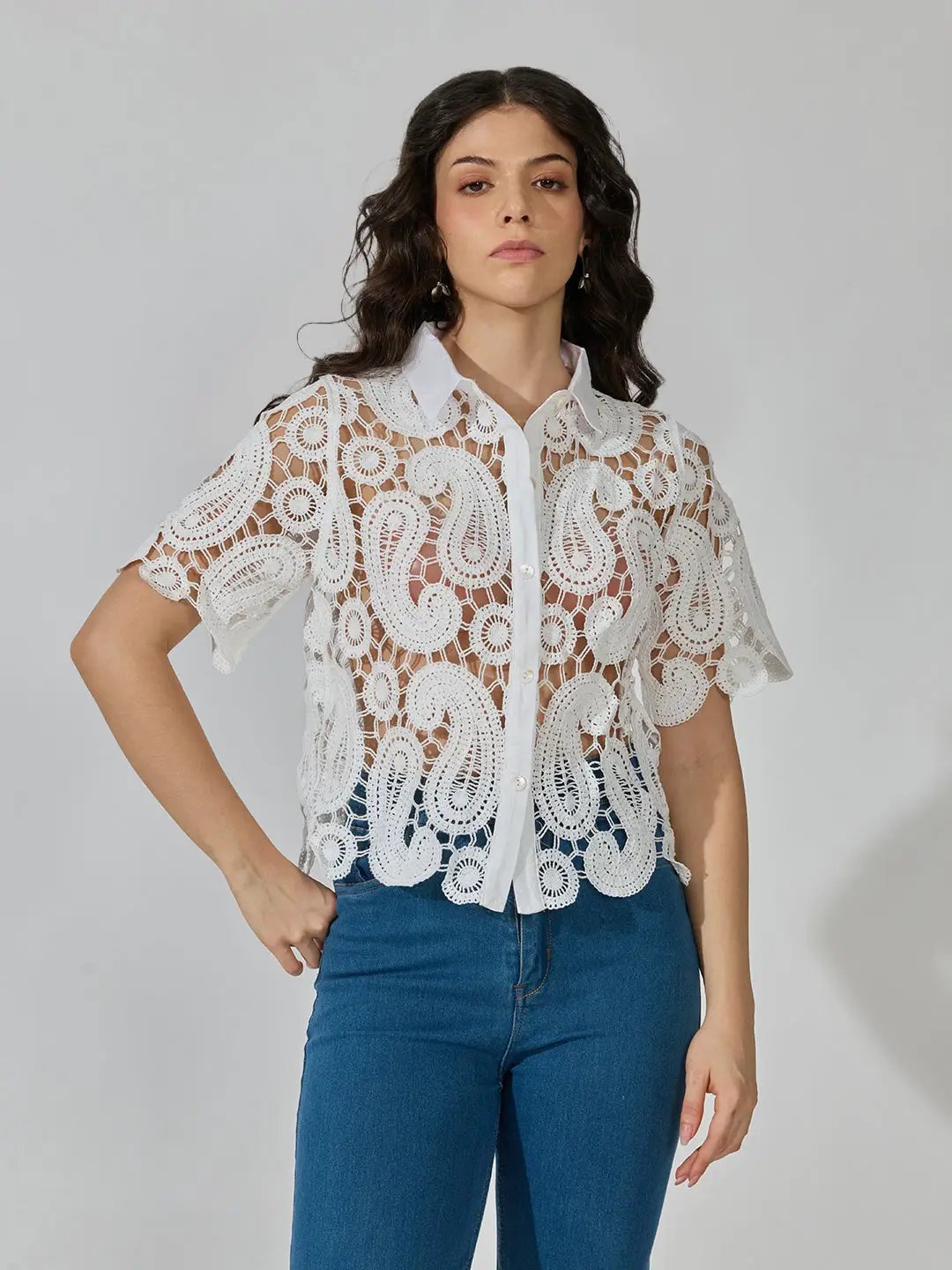 Women's Paisley Crochet White Short Sleeve Shirt
