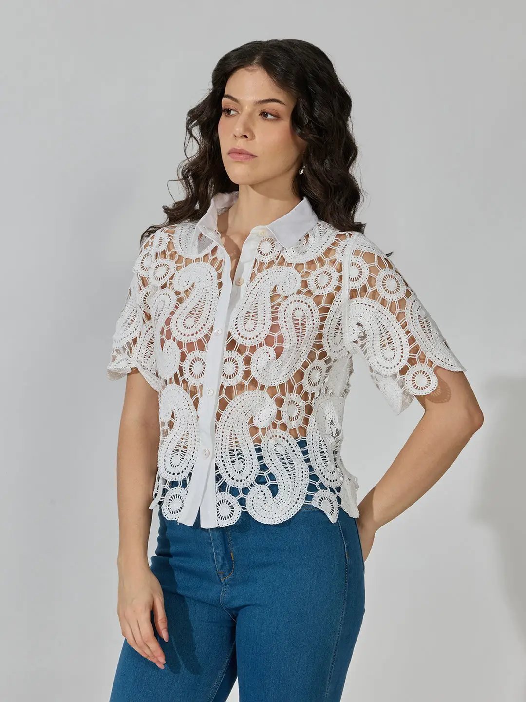 Women's Paisley Crochet White Short Sleeve Shirt