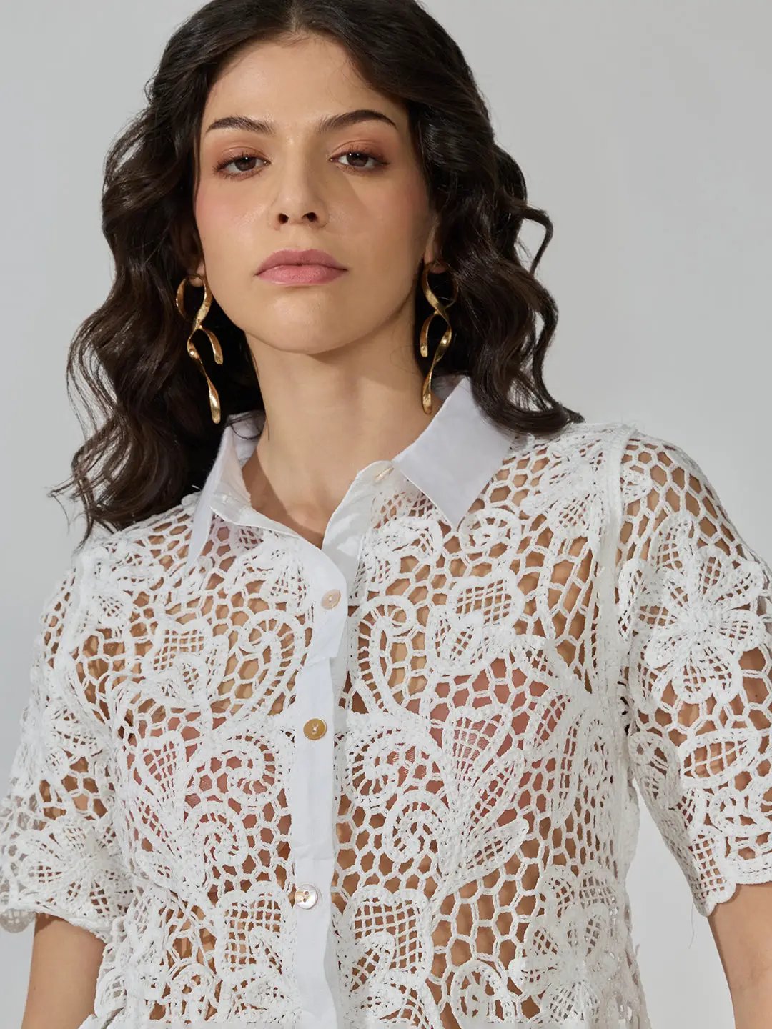 Women's Floral Crochet White Collared Short Sleeve Shirt