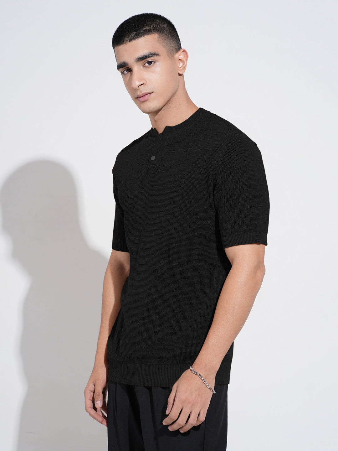 Men’s Textured Black Knitted Short Sleeve Henley T-Shirt