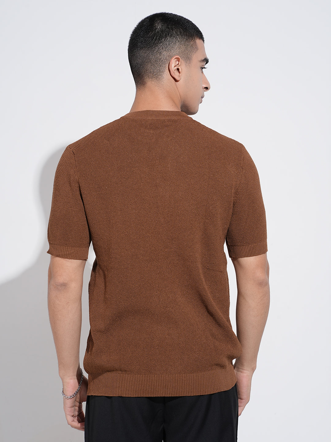 Men’s Textured Brown Knitted Short Sleeve Henley T-Shirt