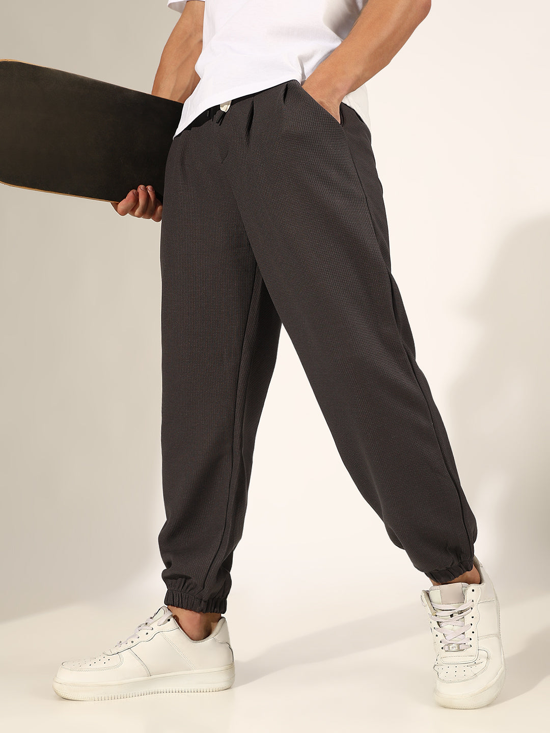Men's Textured Grey Pleated Relaxed Fit Trousers