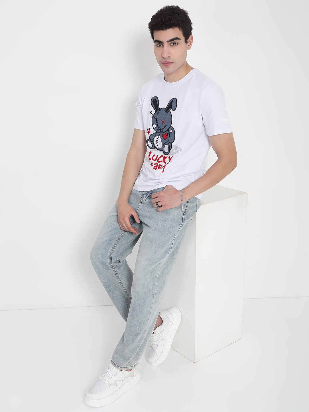 Men's White Graphic Printed Regular Fit T-Shirt