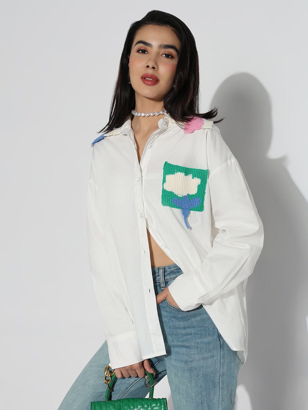 Women Oversized White Solid Shirt with Contrast Pocket