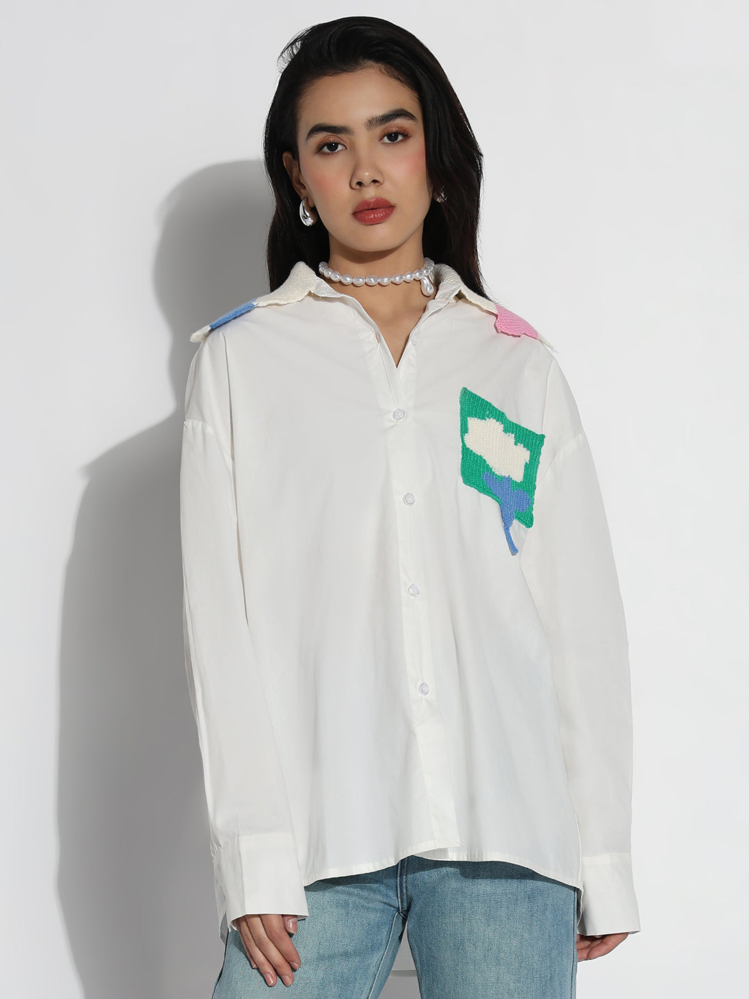 Women Oversized White Solid Shirt with Contrast Pocket