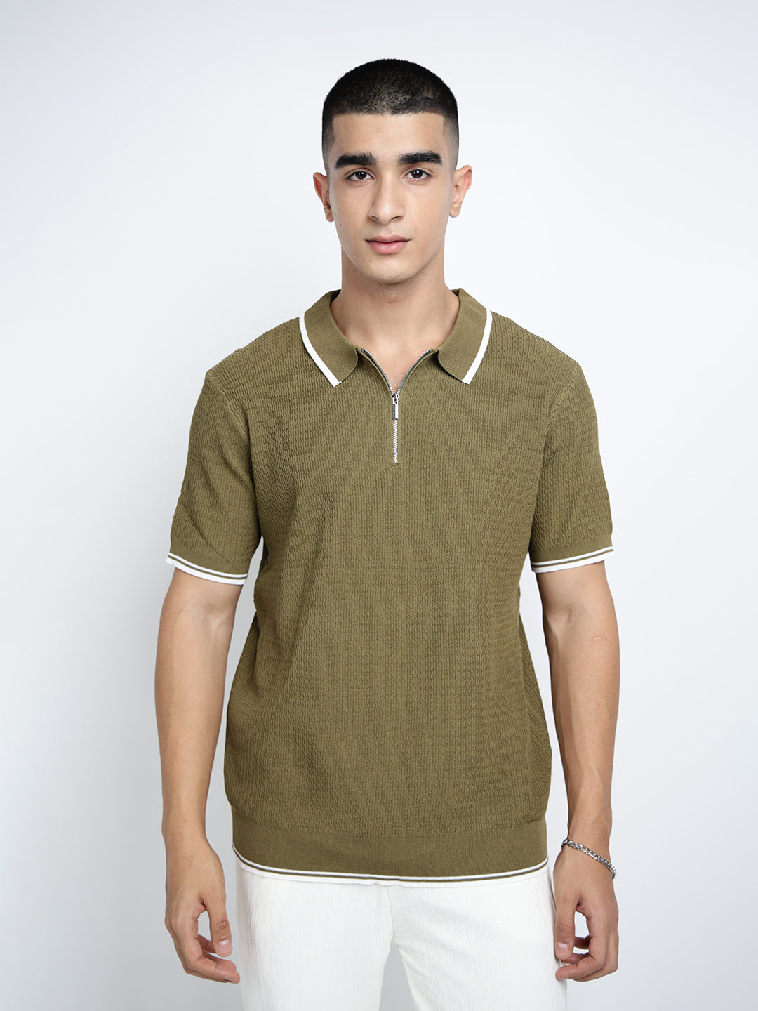 Men's Textured Olive Short Sleeves Polo Collar Regular Fit T-Shirt with Zip Details