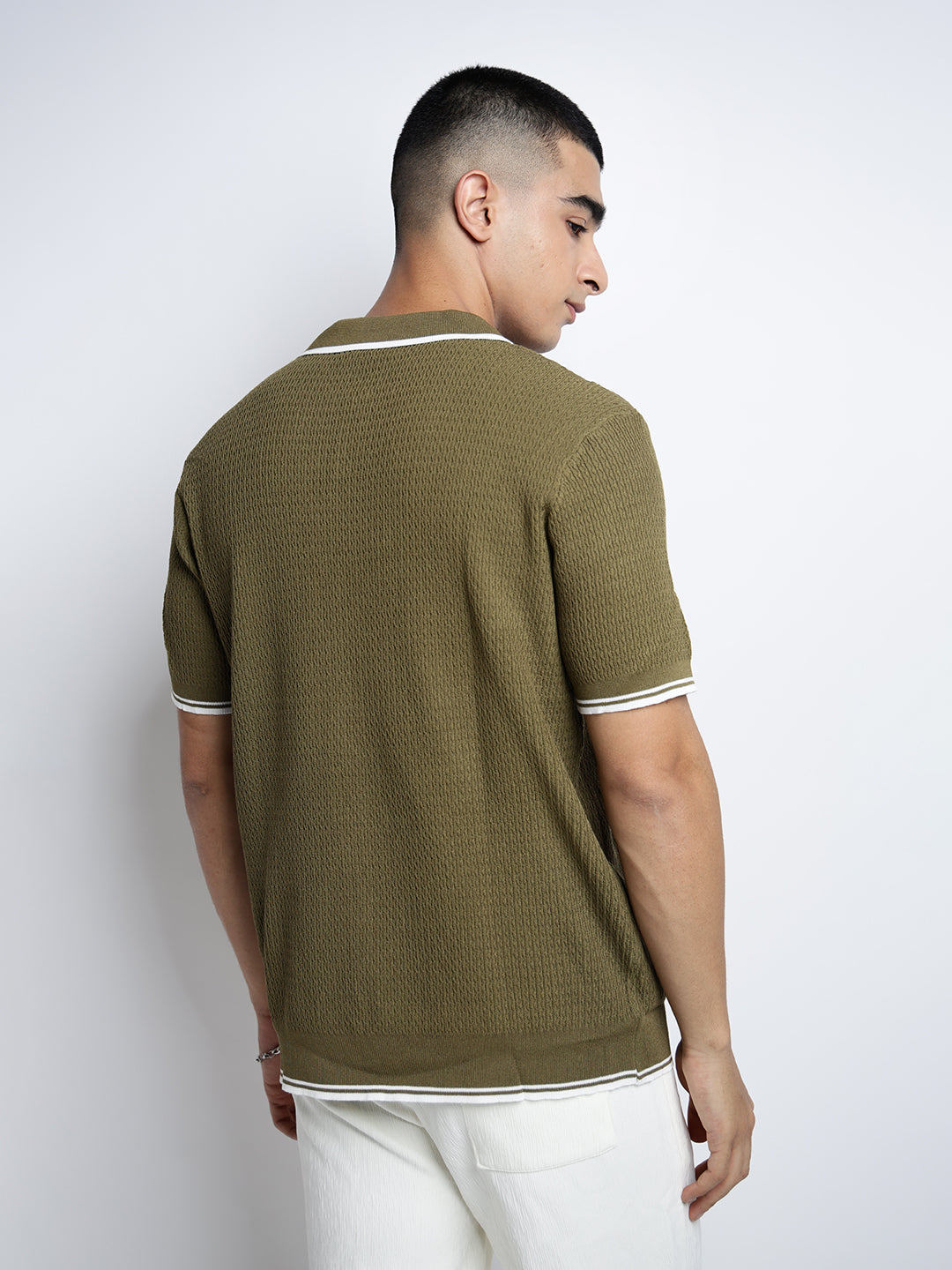 Men's Textured Olive Short Sleeves Polo Collar Regular Fit T-Shirt with Zip Details