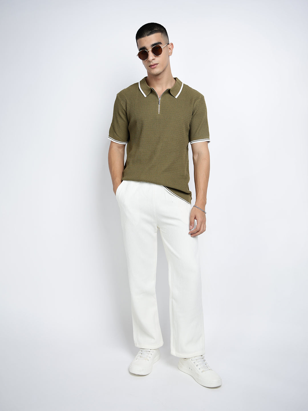 Men's Textured Olive Short Sleeves Polo Collar Regular Fit T-Shirt with Zip Details