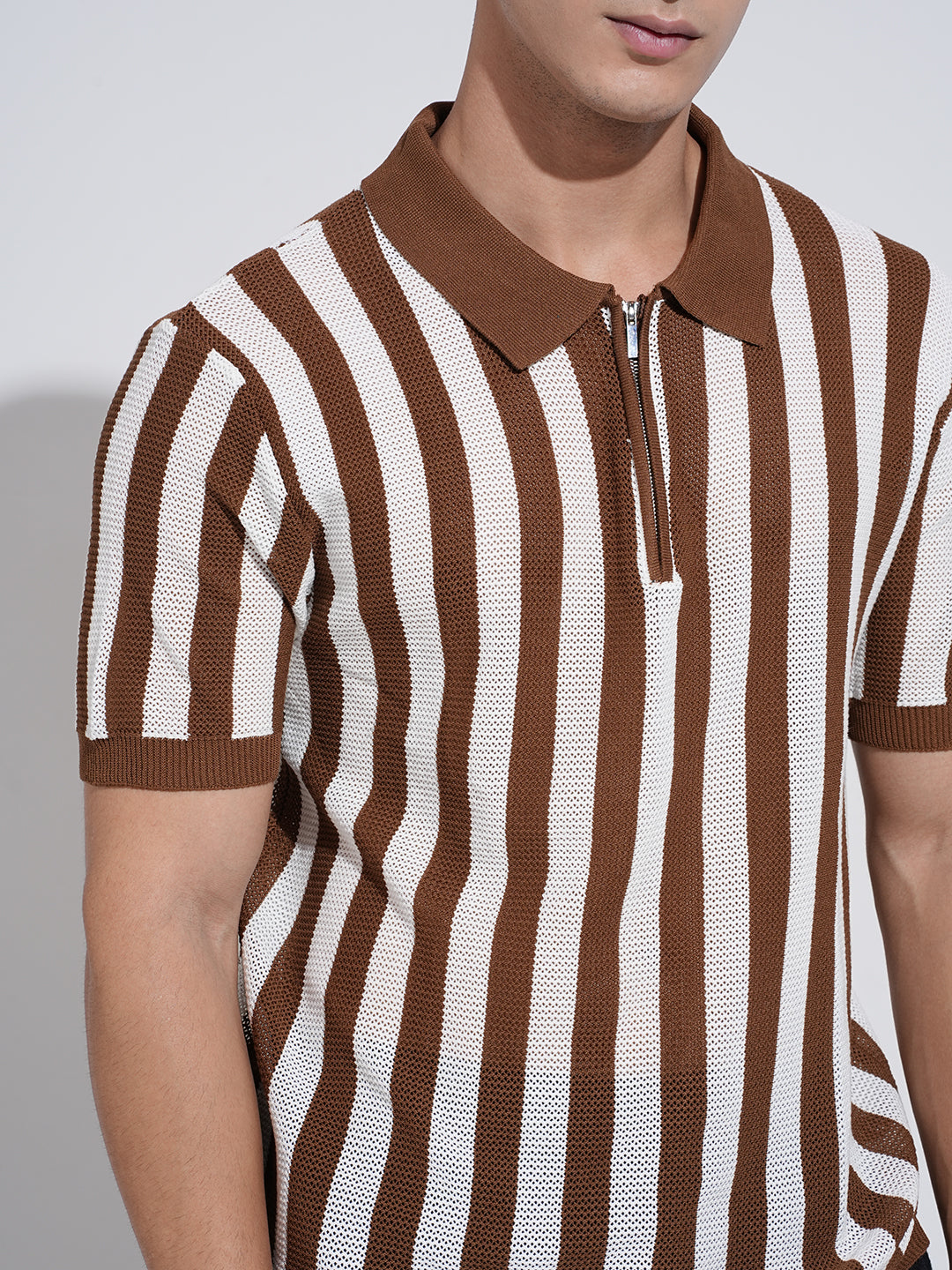 Men's Striped Brown Textured Short Sleeves Polo Collar Regular Fit T-Shirt with Zip Details