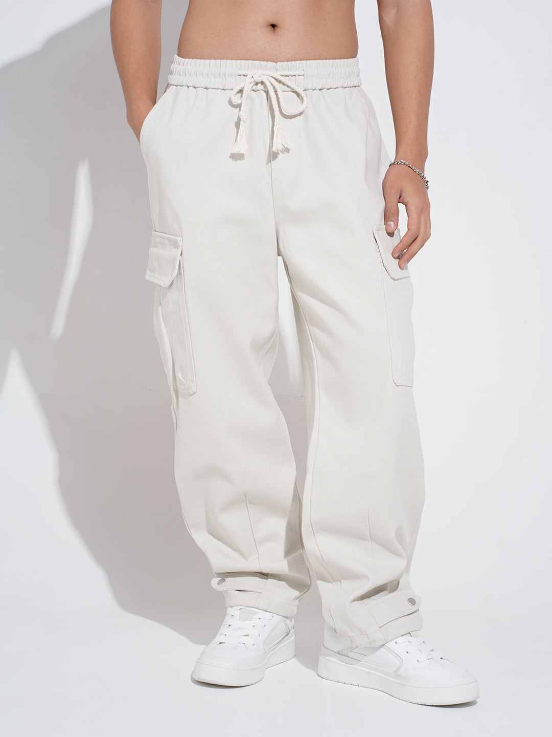 Buy Men's Off White Relaxed Fit Cargo Trousers Showoffff