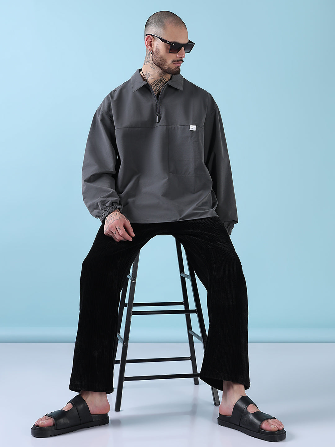 Men's Spread Collar Grey Solid Half Zipper Jacket