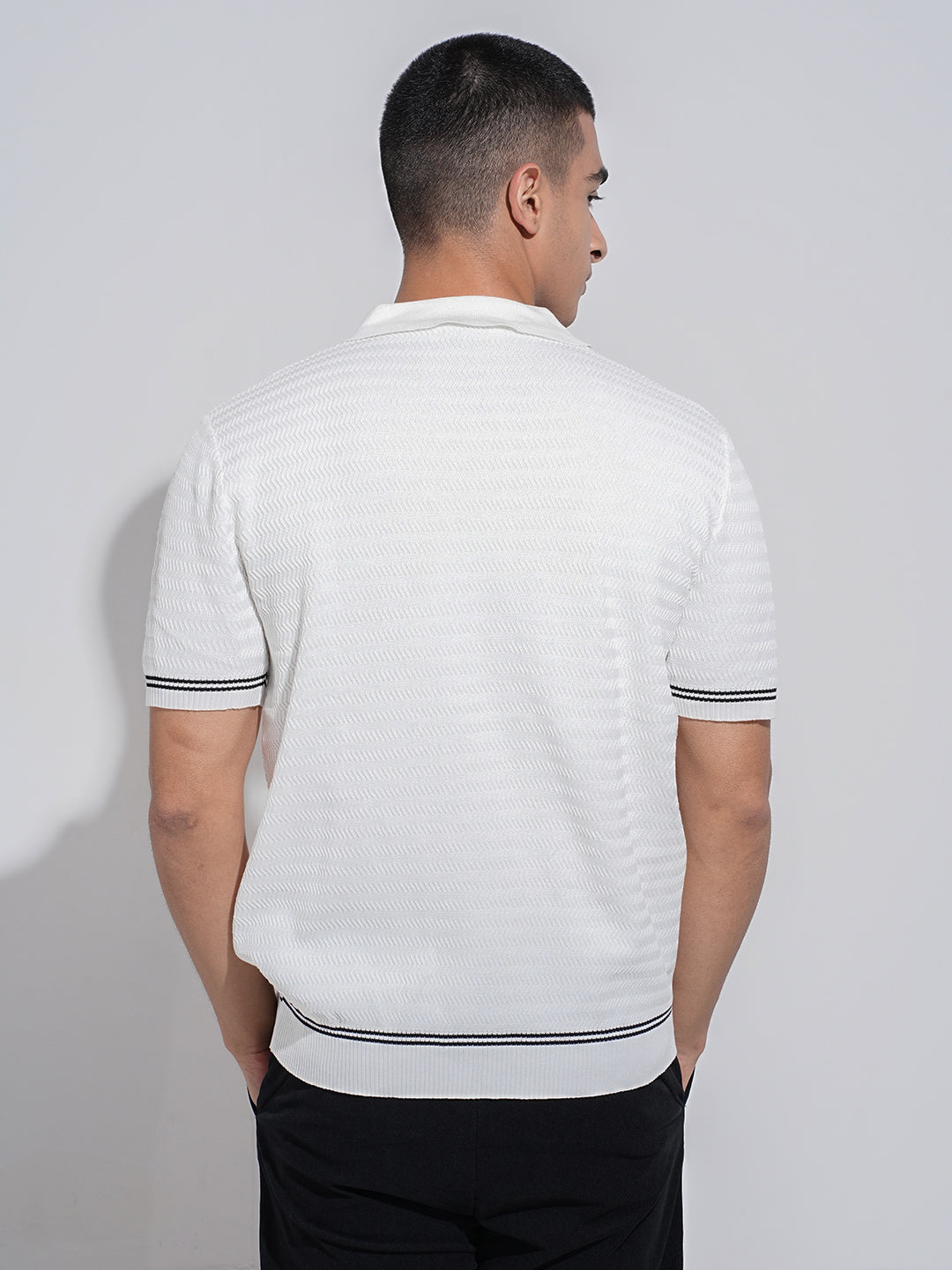 Men's Textured White Short Sleeves Polo Collar Regular Fit T-Shirt with Zip Detail