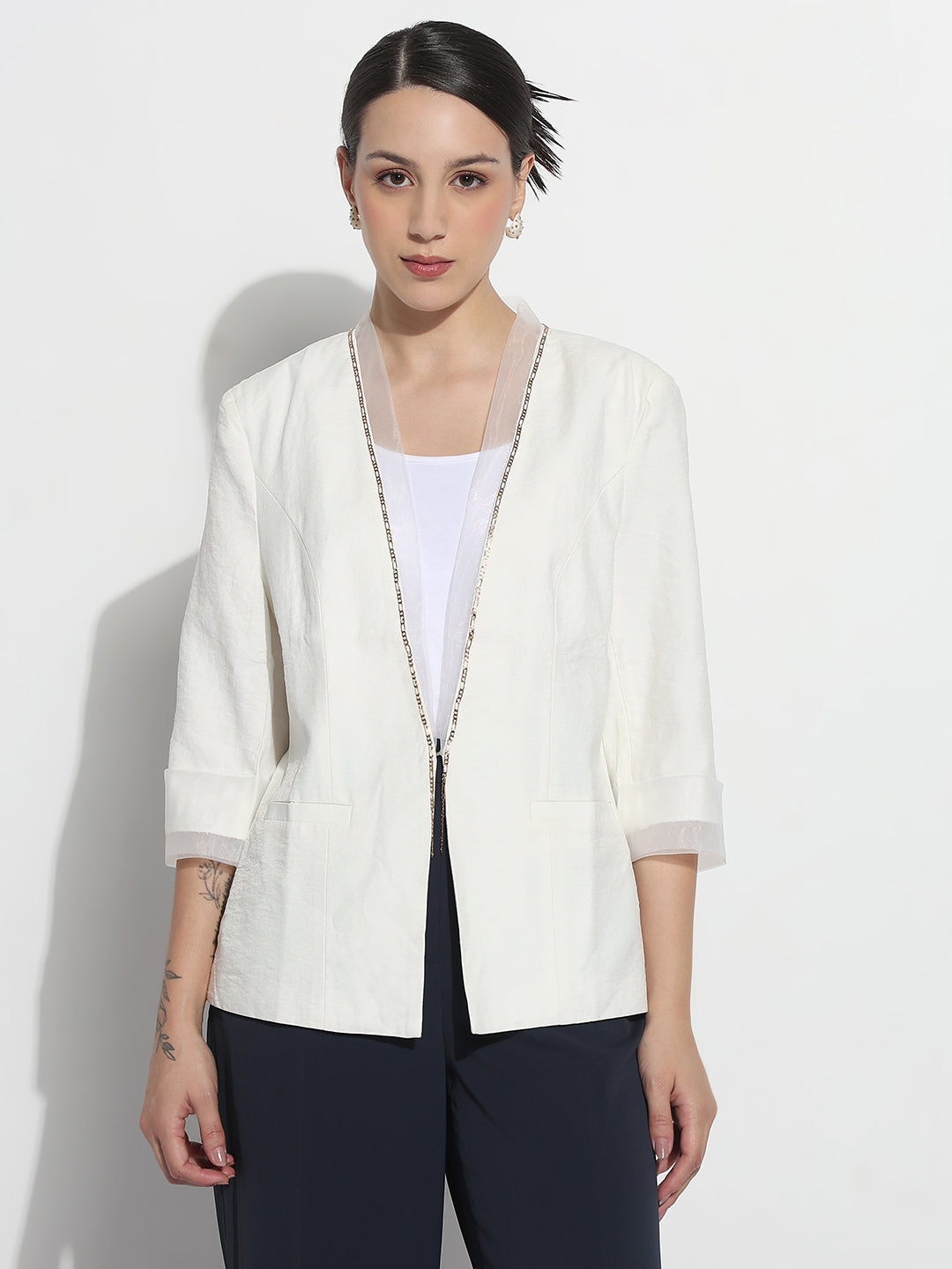 Women's Off White 3/4 Sleeve Blazer with Contrast Lapel and Cuff Finish