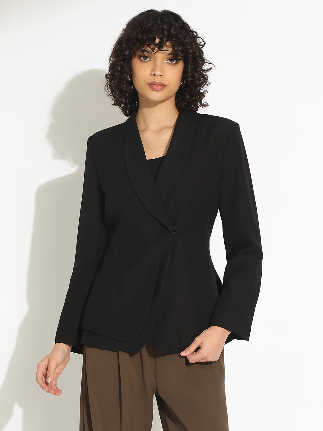 Women's Black Single-Breasted Blazer with Tie-Up Waist