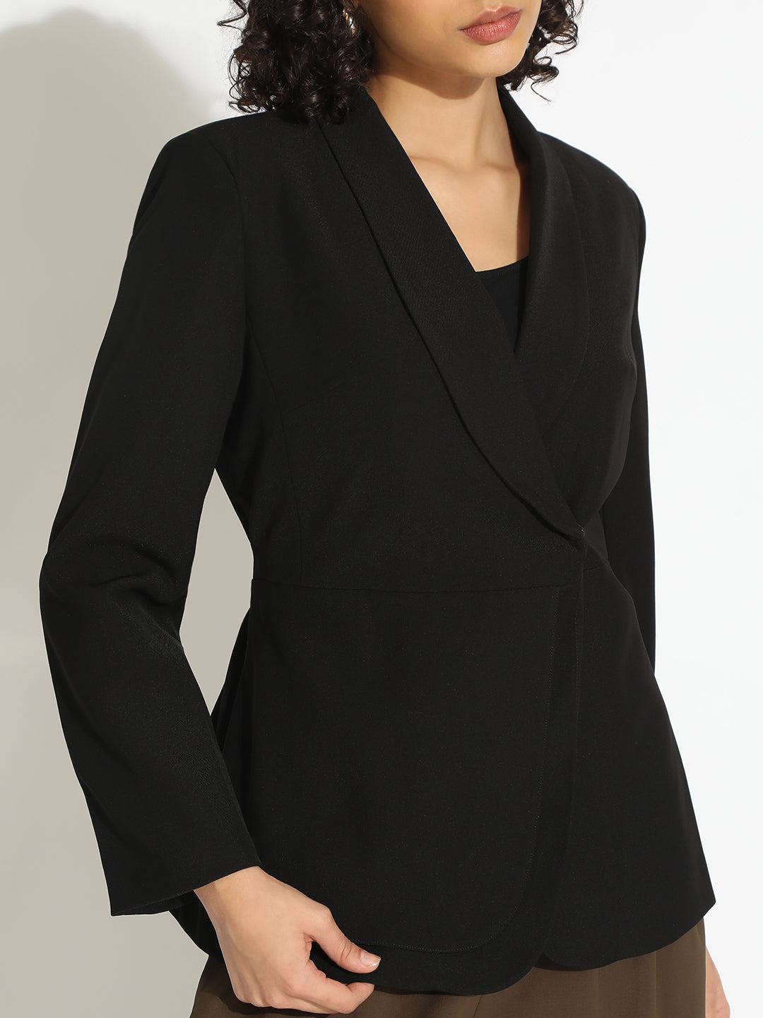 Women's Black Single-Breasted Blazer with Tie-Up Waist