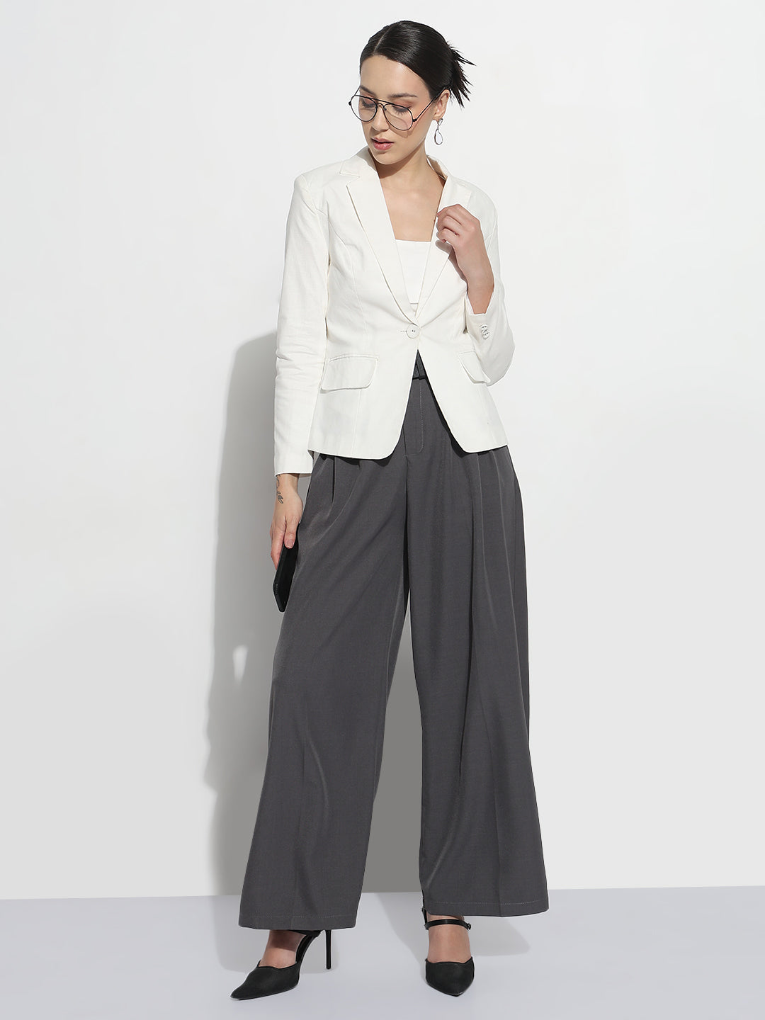 Women's Off White Single Breasted Blazer with Shoulder Pads