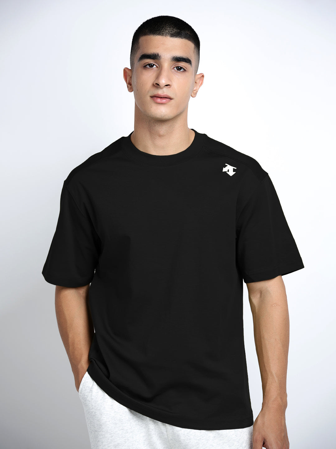 Men's Black Short Sleeves Crew Neck Relaxed Fit T-Shirt