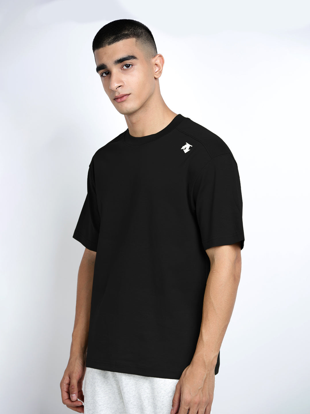 Men's Black Short Sleeves Crew Neck Relaxed Fit T-Shirt