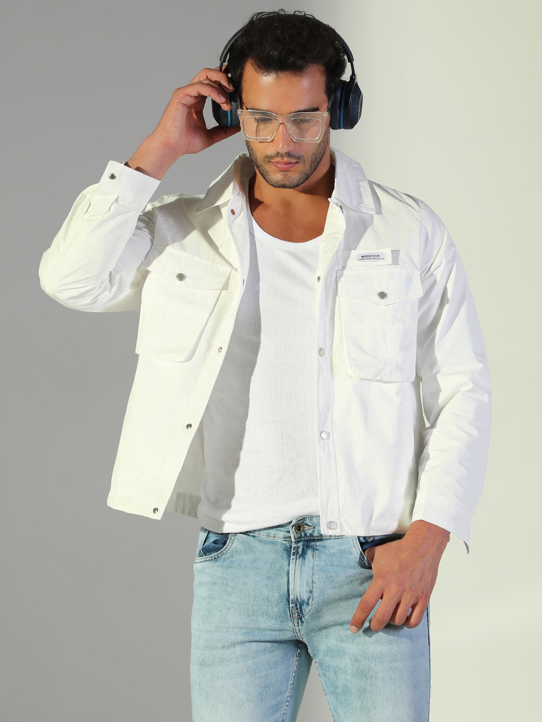 Men Solid White Shacket