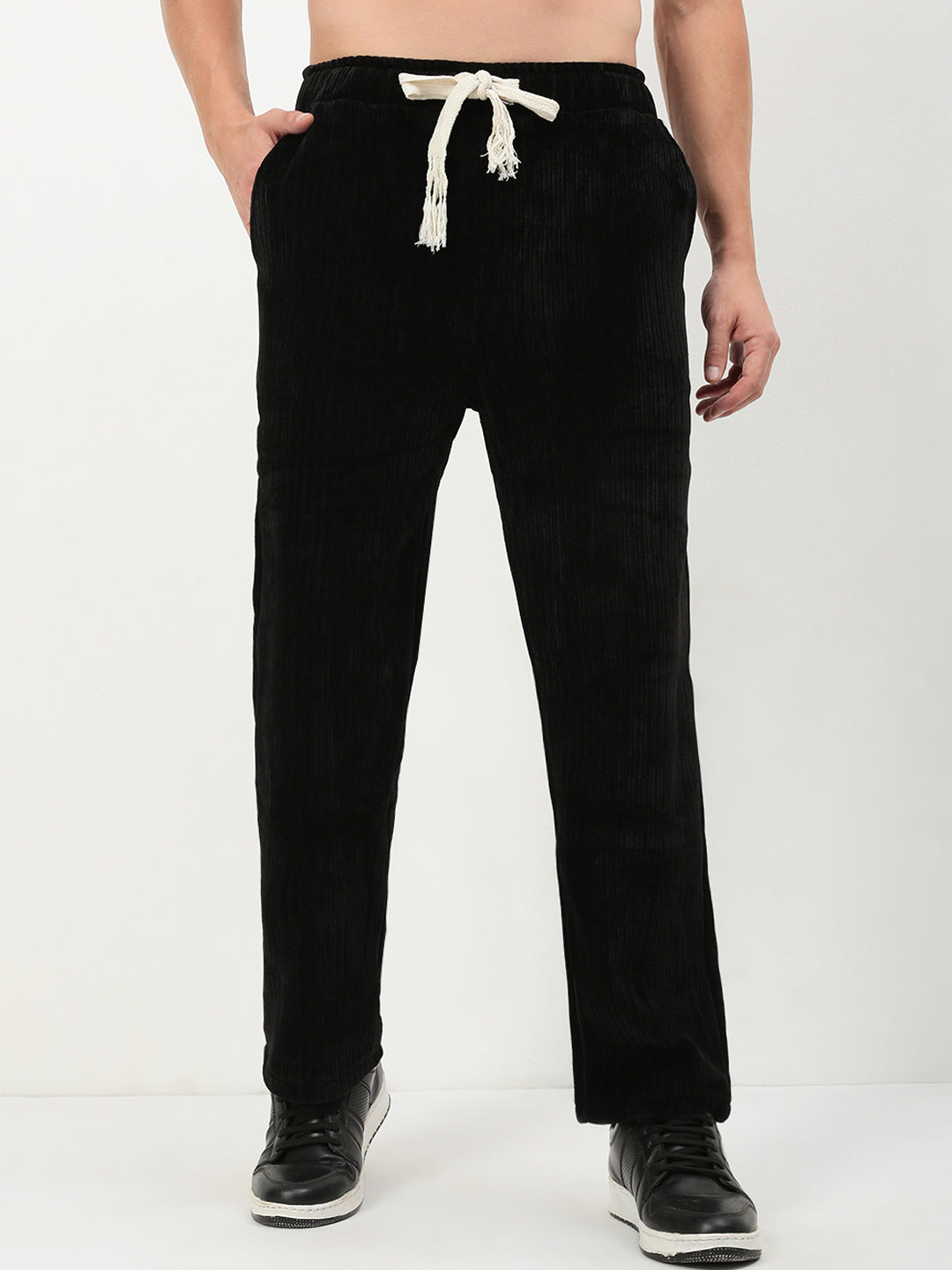 Men Black Solid Straight Fit Trousers