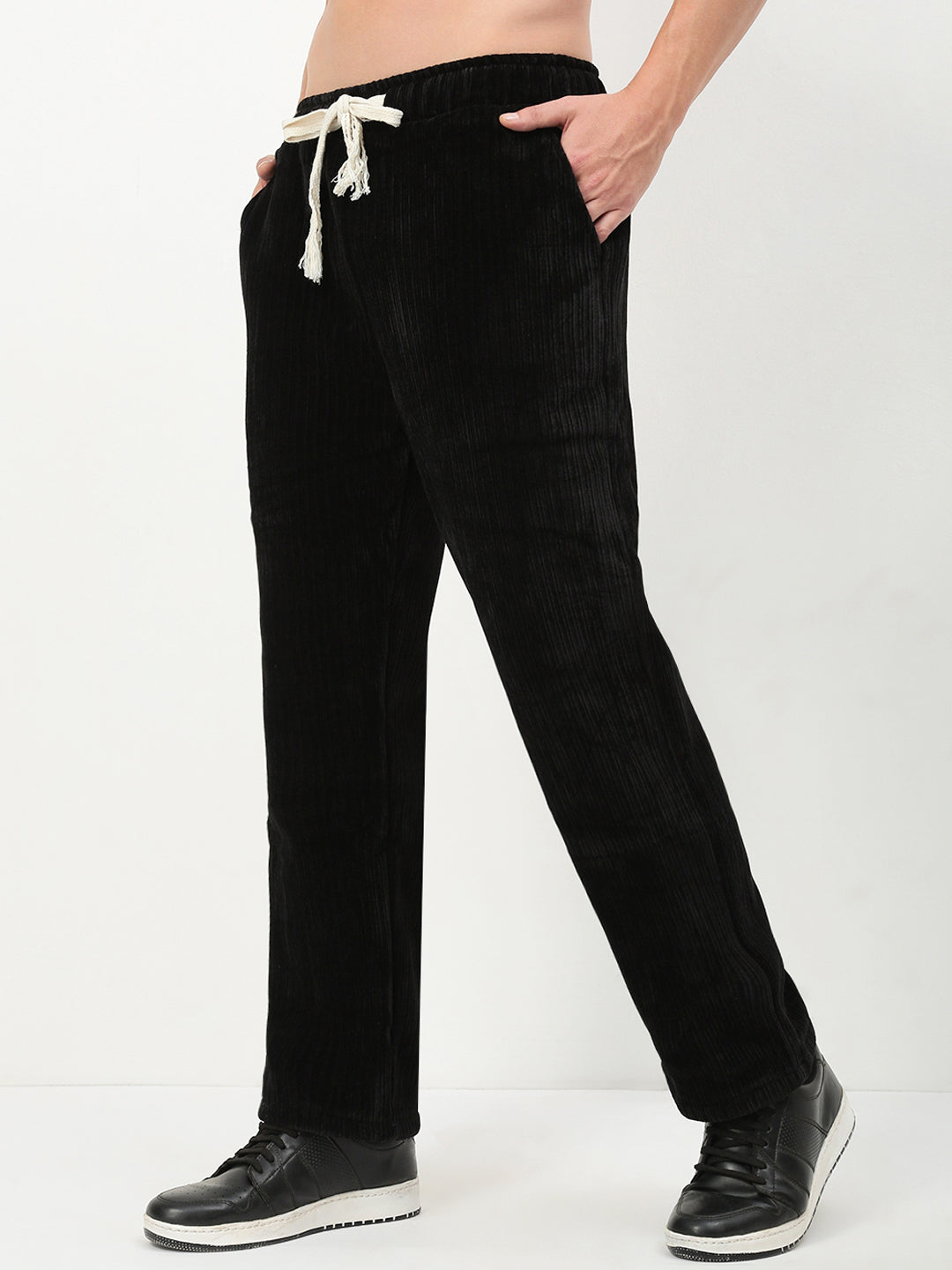 Men Black Solid Straight Fit Trousers