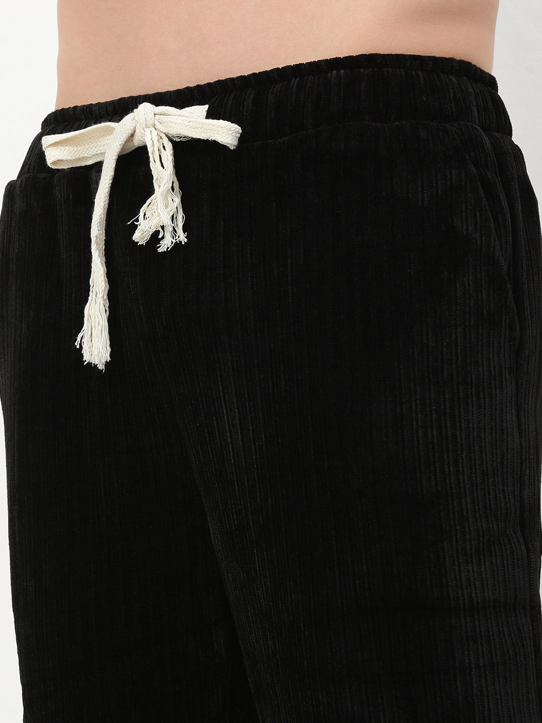 Men Black Solid Straight Fit Trousers