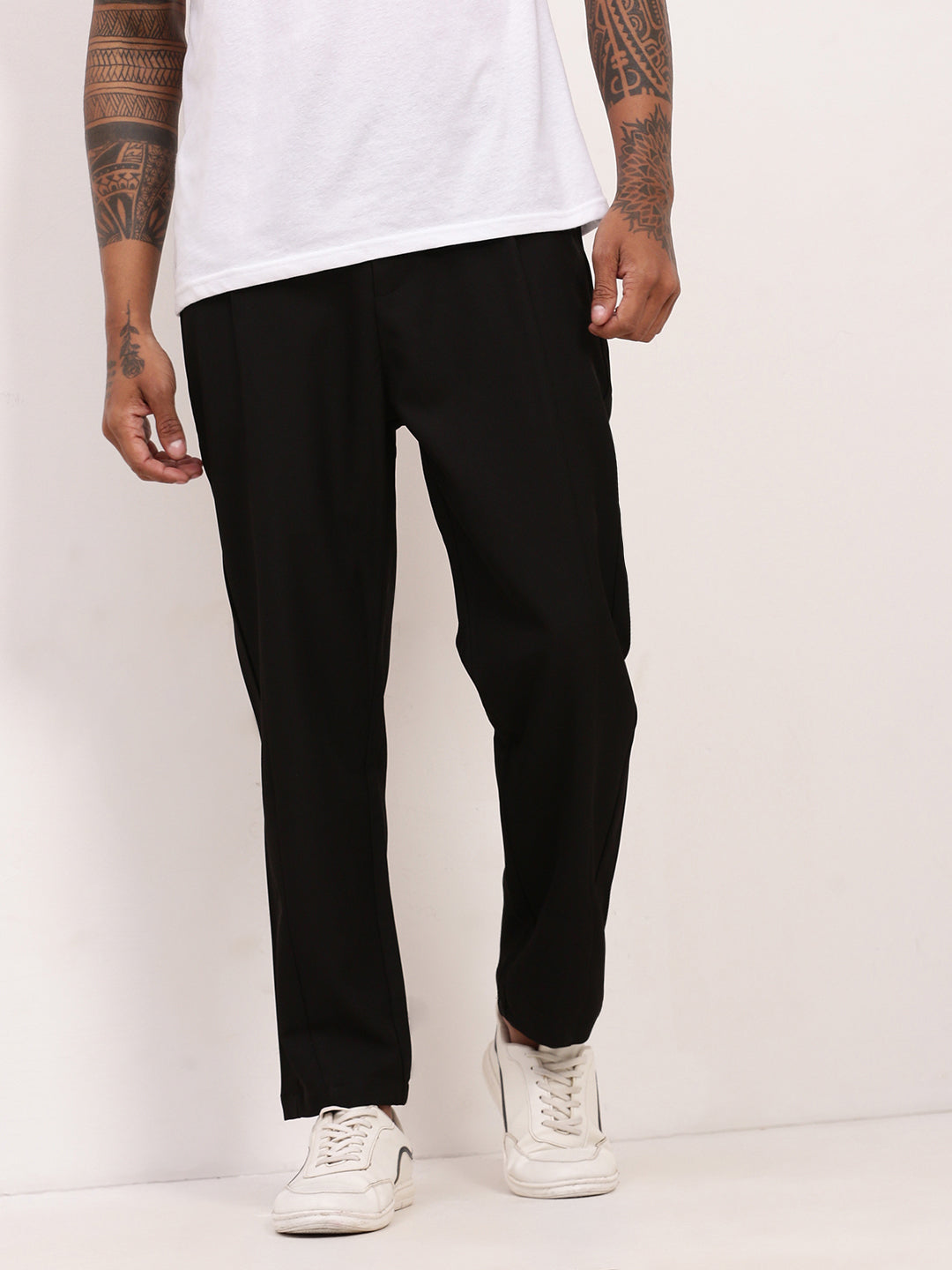 Men Black Solid Slim Fit Trousers