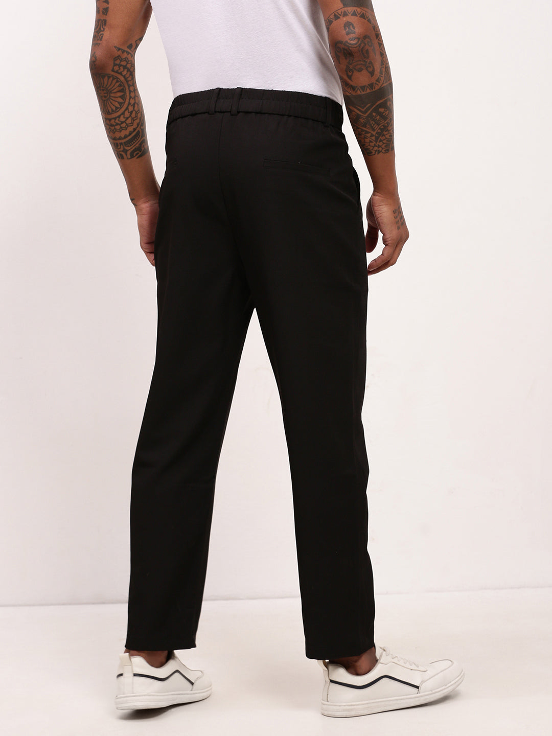 Men Black Solid Slim Fit Trousers