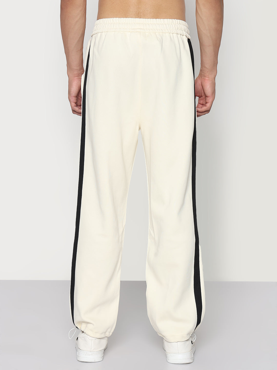 Men's Cream Relaxed Fit Trouser