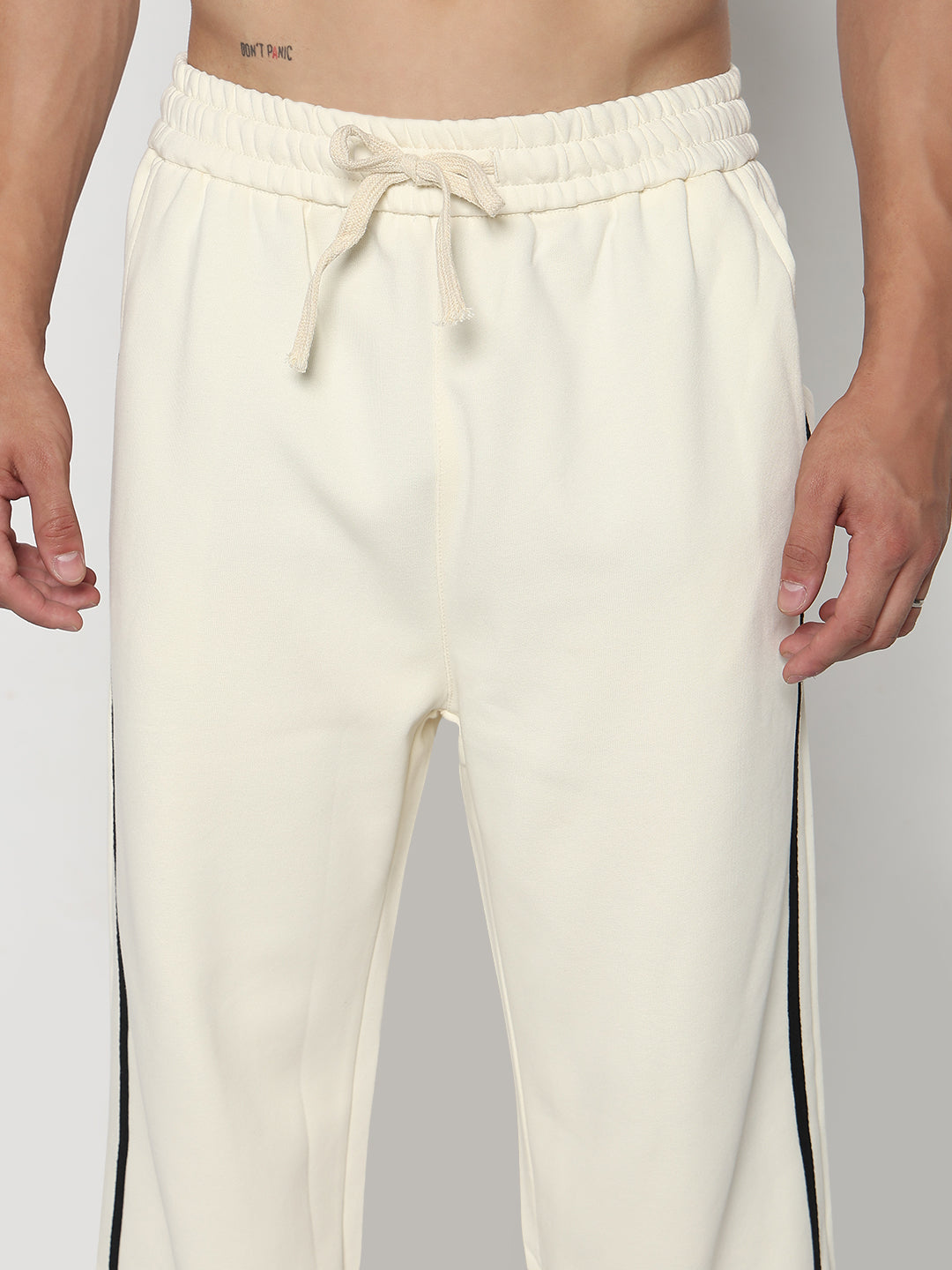 Men's Cream Relaxed Fit Trouser