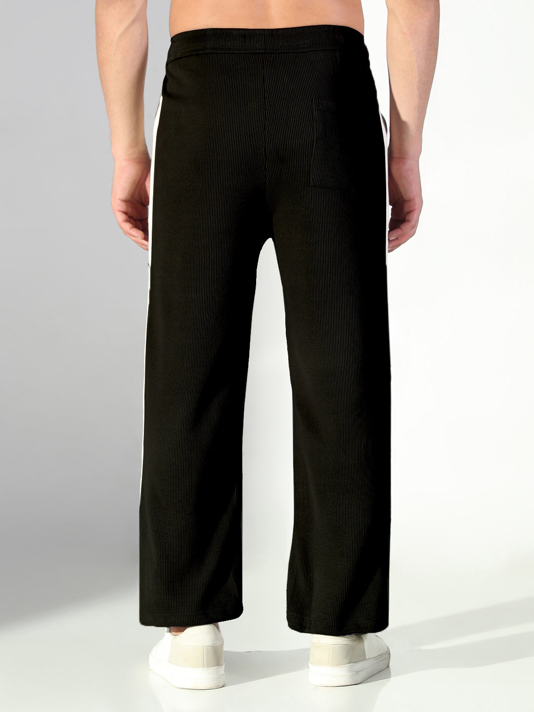 Men's Black Corduroy Relaxed Fit Trouser