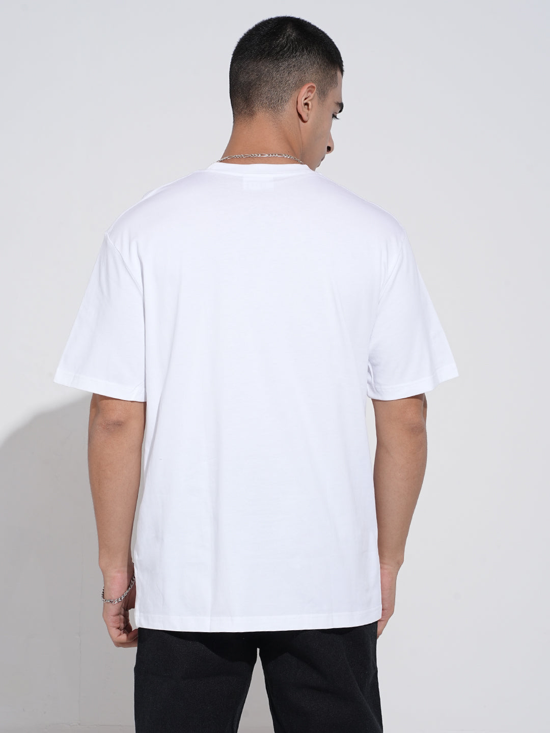 Men's Typography White Short Sleeves Round Neck Relaxed Fit T-Shirt