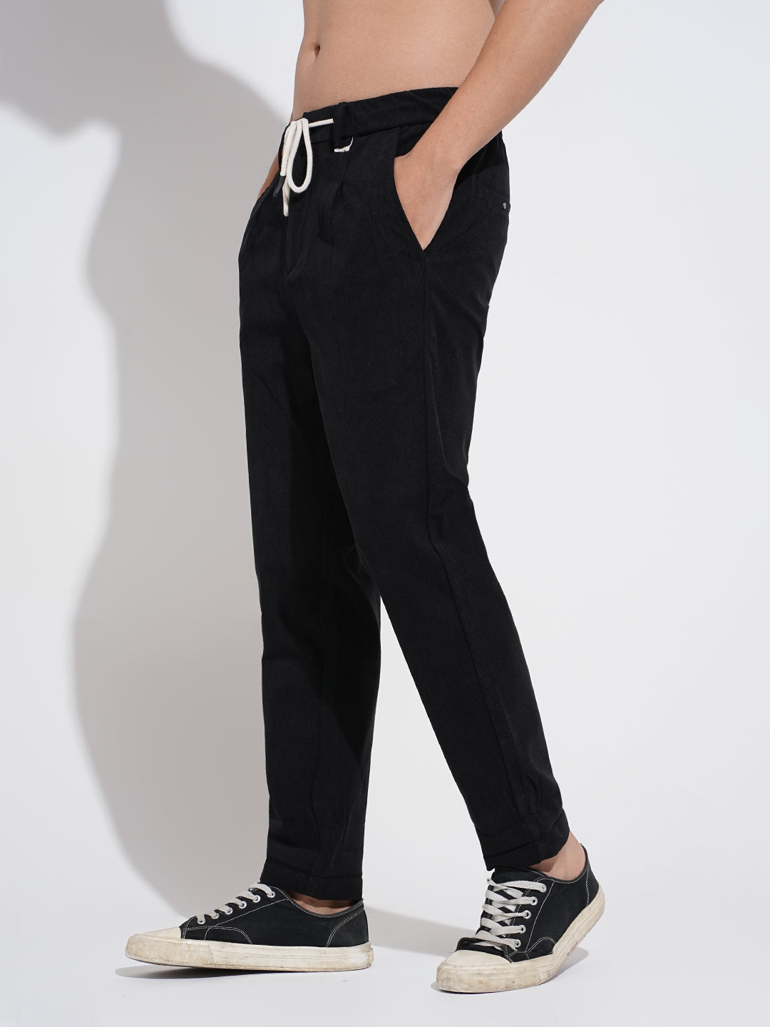 Men's Black Tapered Fit Trousers