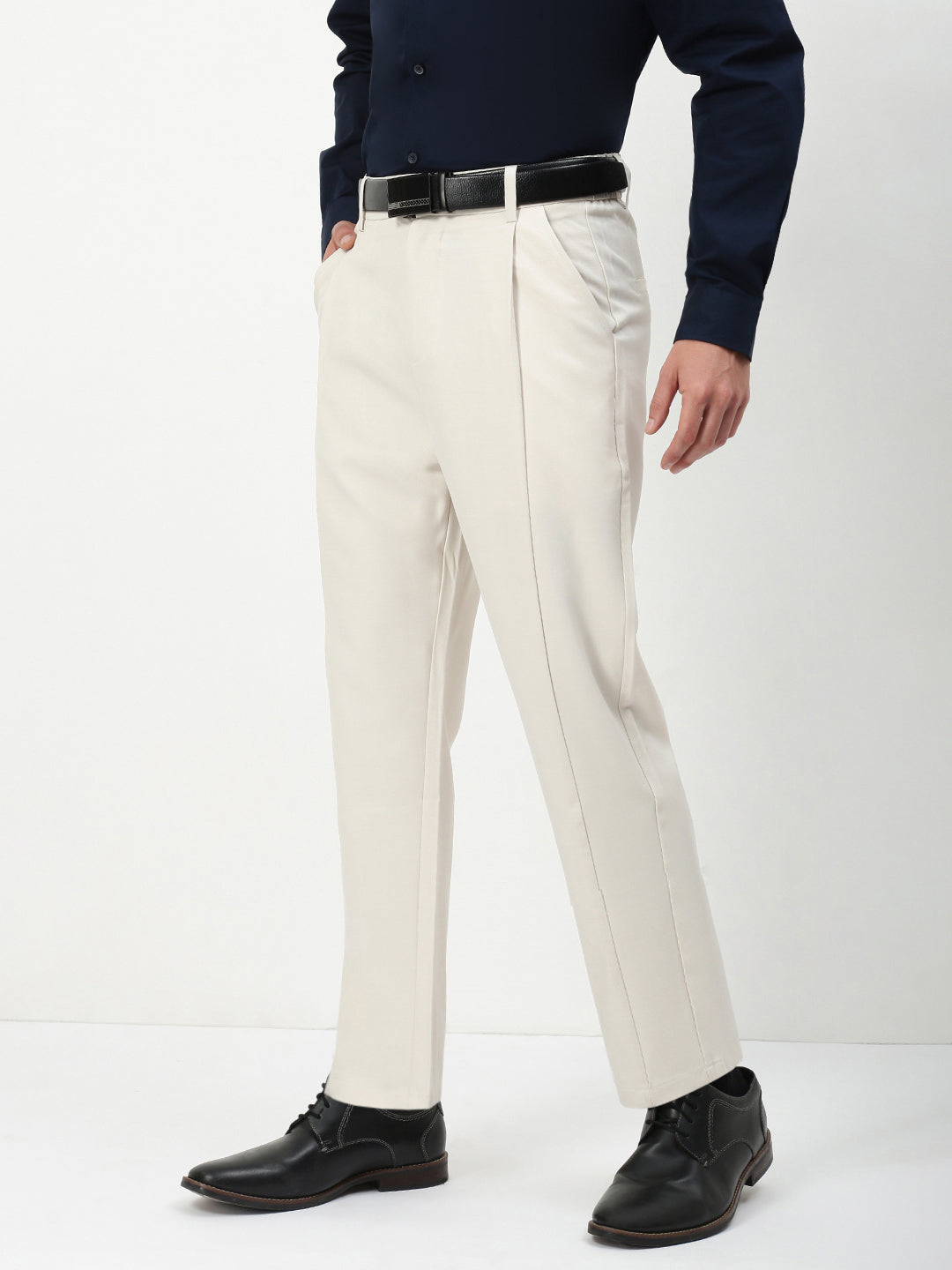 Men Cream Solid Slim Fit Formal Trousers