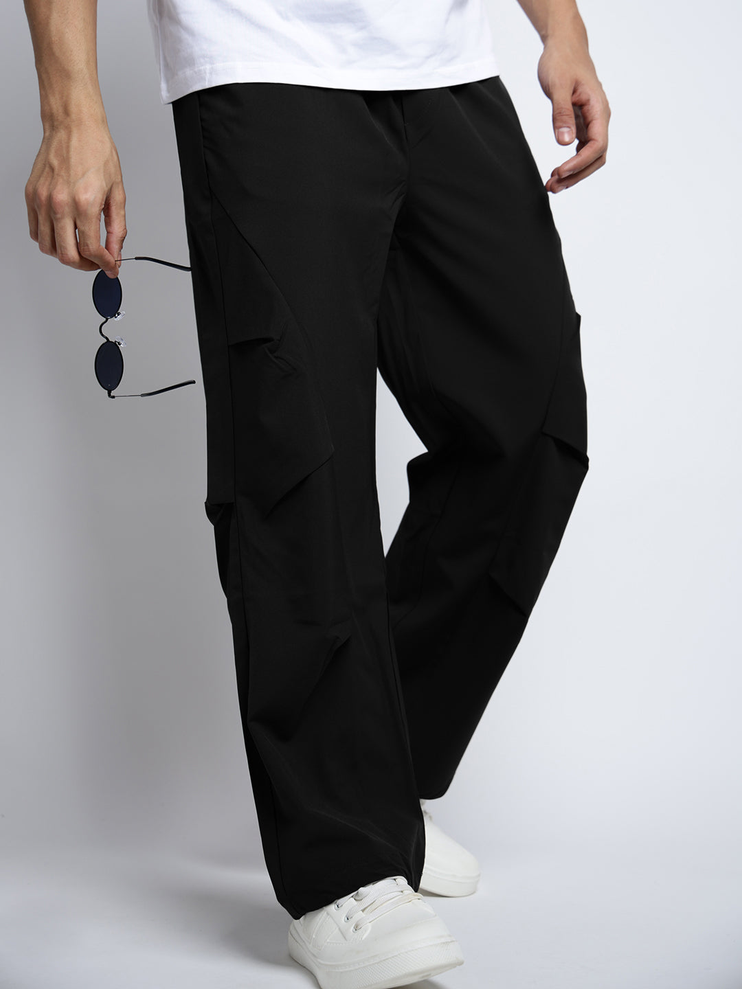 Men's Black Loose Fit Parachute Trousers with Side Stylized Pleats