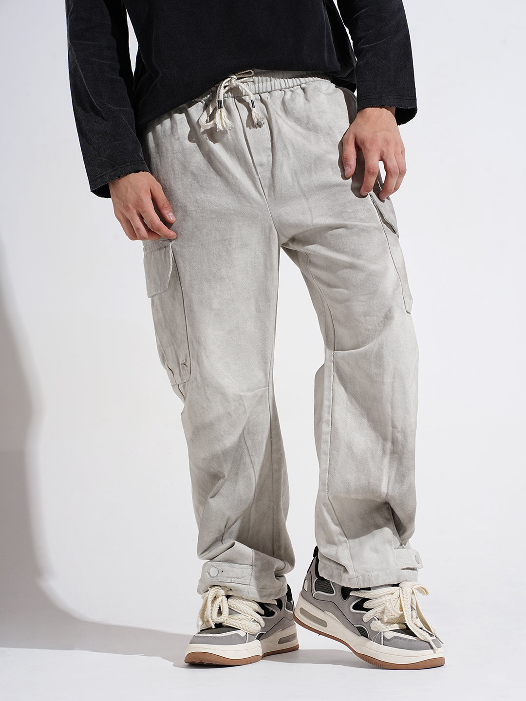 Men's Grey Baggy Jeans with Cargo Pockets