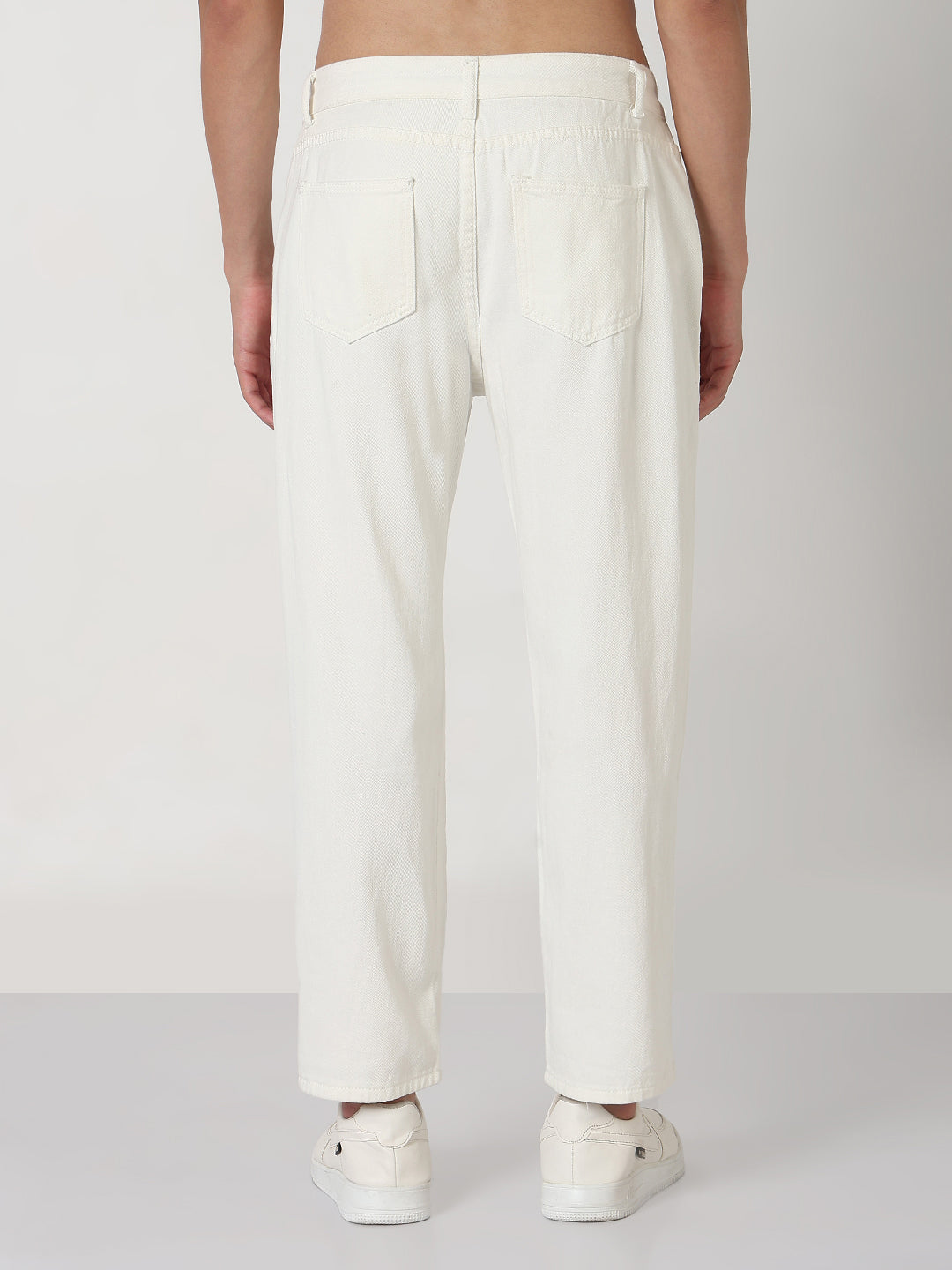 Men's White Distressed Straight Fit Jeans