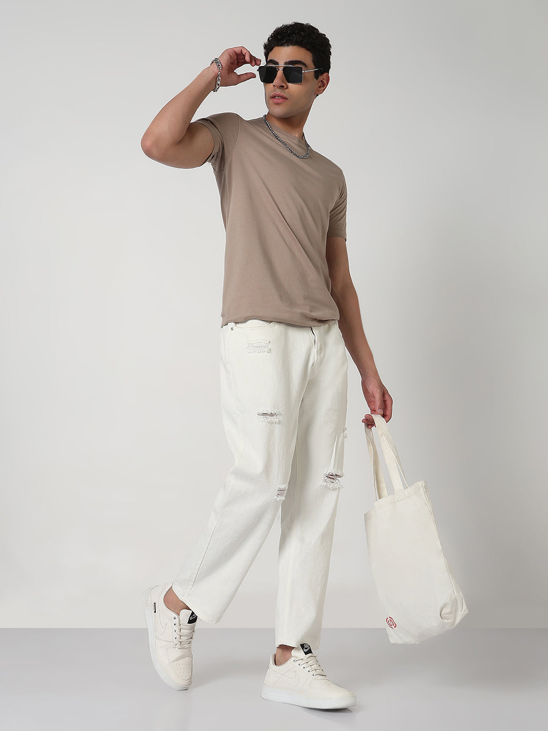 Men's White Distressed Straight Fit Jeans