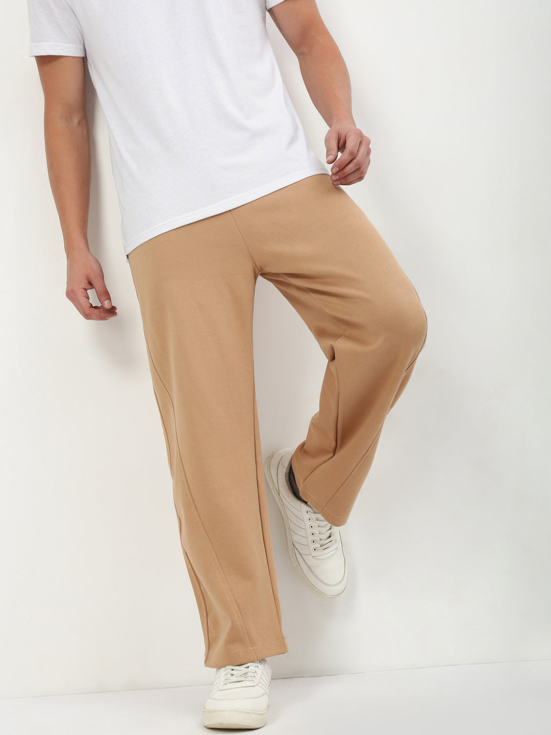 Men Brown Solid Straight Fit Trousers