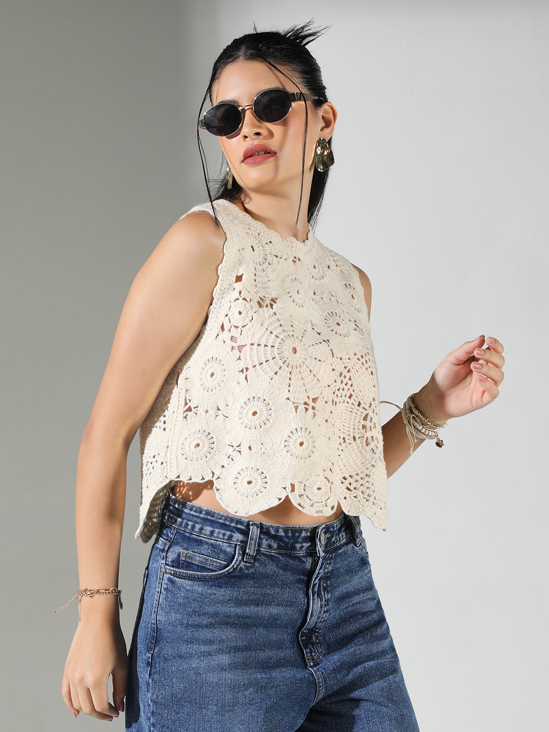 Women Cream Floral Crop Crochet Top