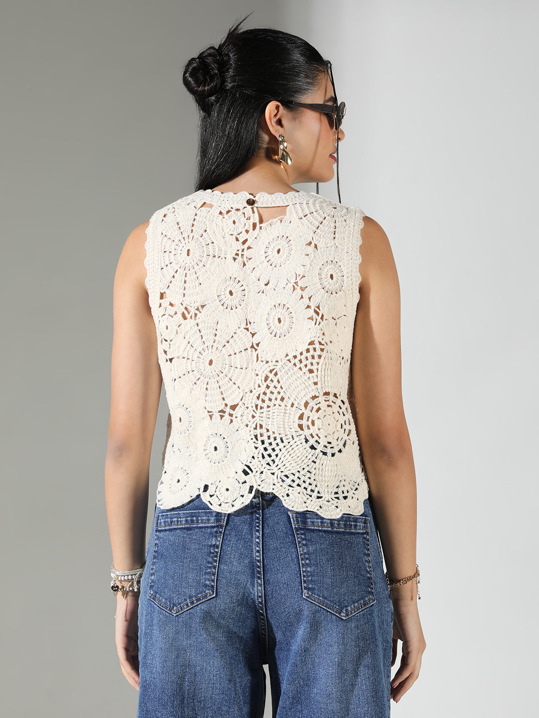 Women Cream Floral Crop Crochet Top