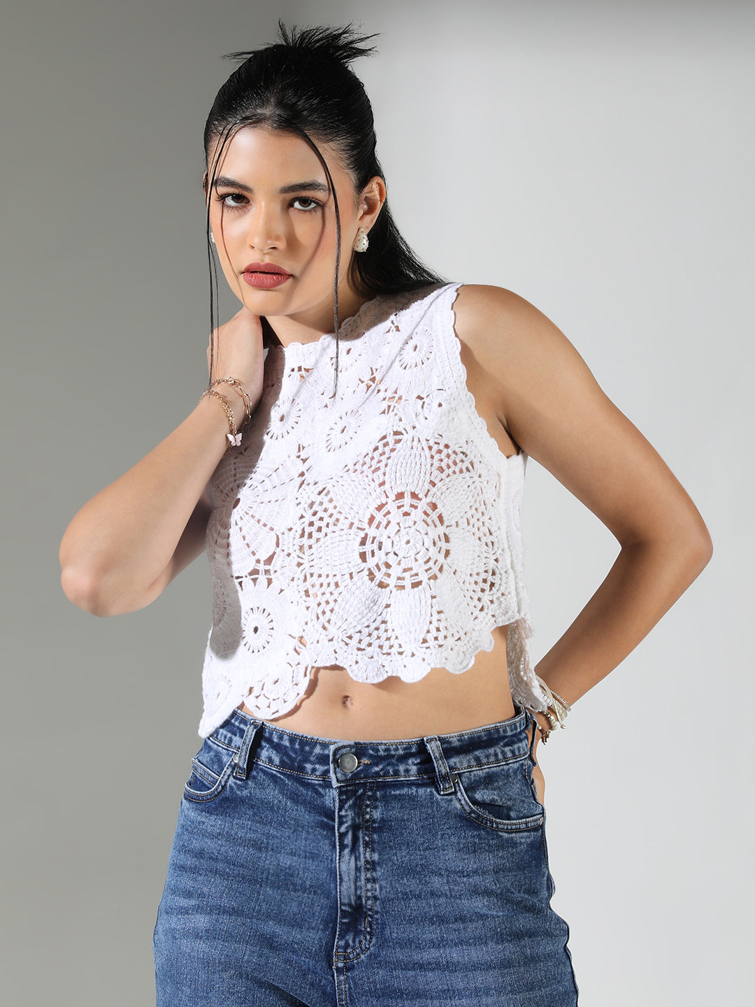 Women White Floral Crop Crochet Top