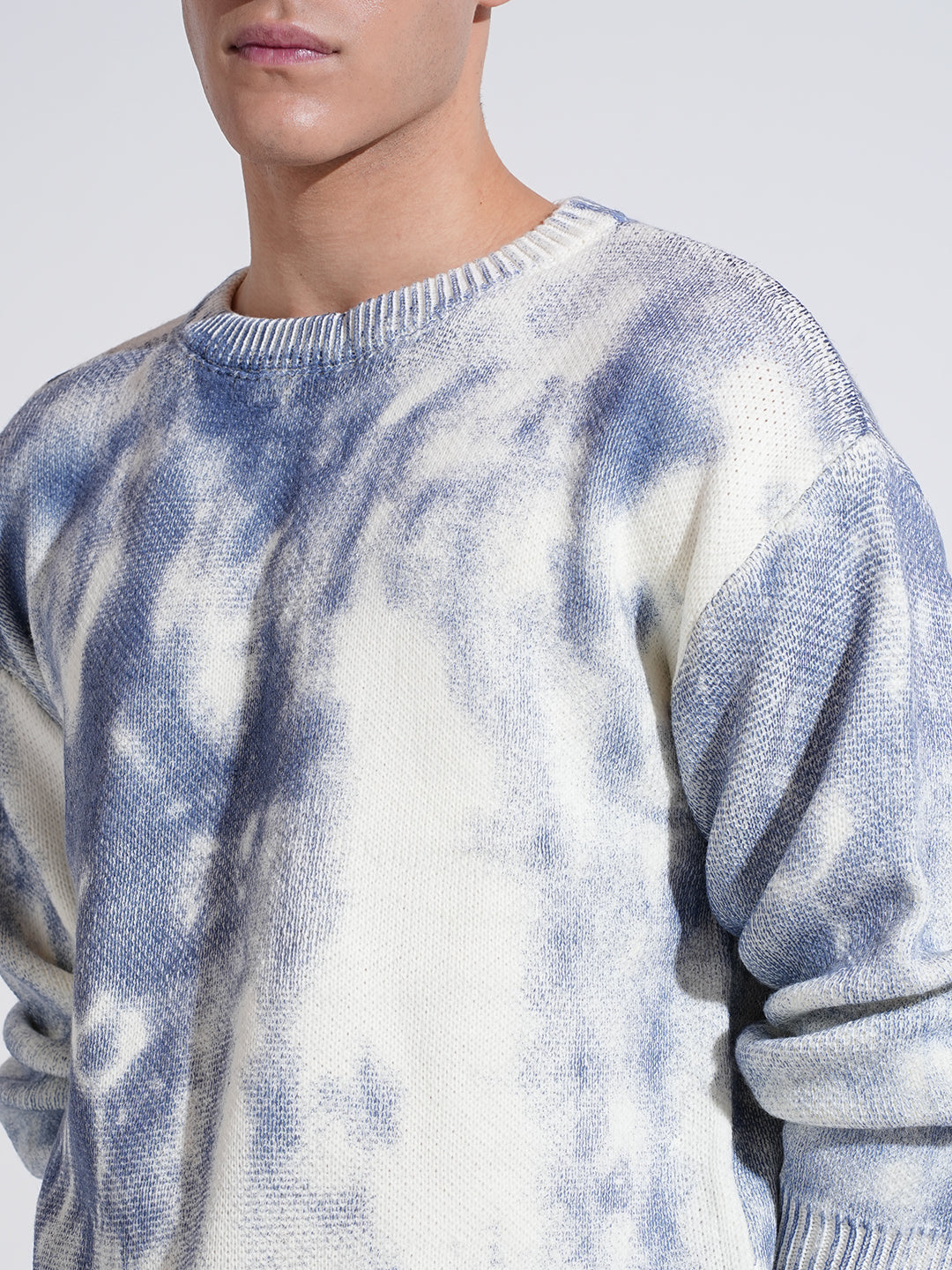Men's Tie and Dye Blue Crew Neck Regular Fit Sweatshirt