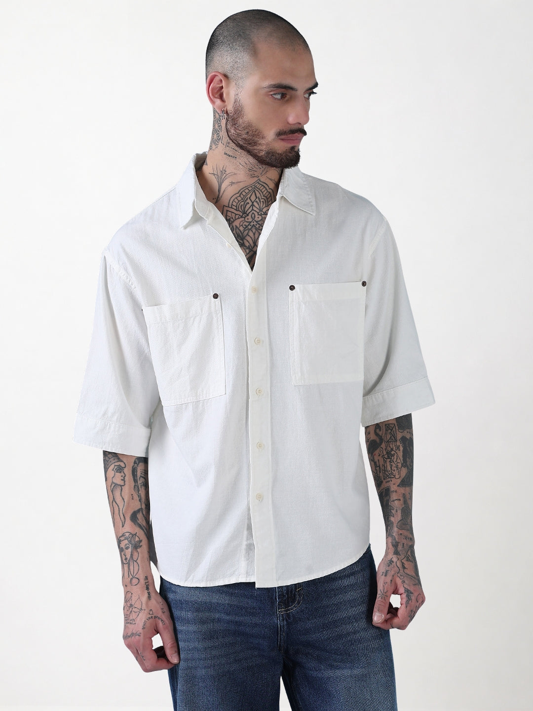 Men's White Solid Relaxed Fit Casual Shirt