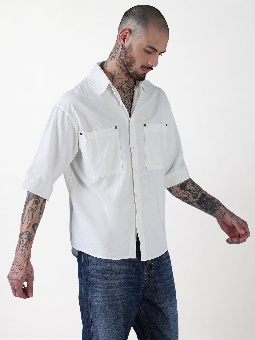 Men's White Solid Relaxed Fit Casual Shirt