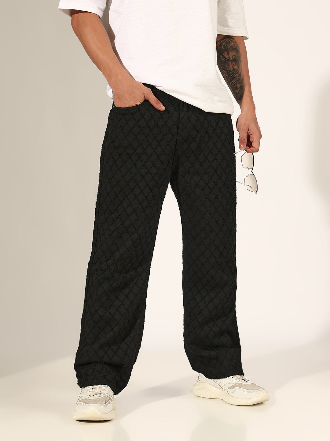 Men's Black Diamond-Pattern Textured Straight Fit Jeans