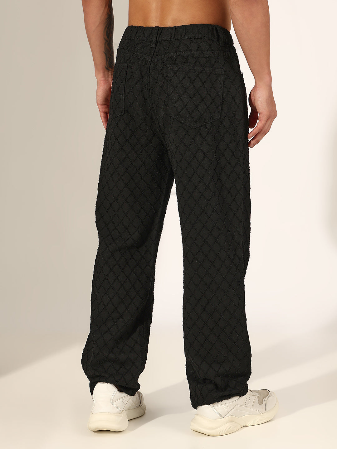 Men's Black Diamond-Pattern Textured Straight Fit Jeans