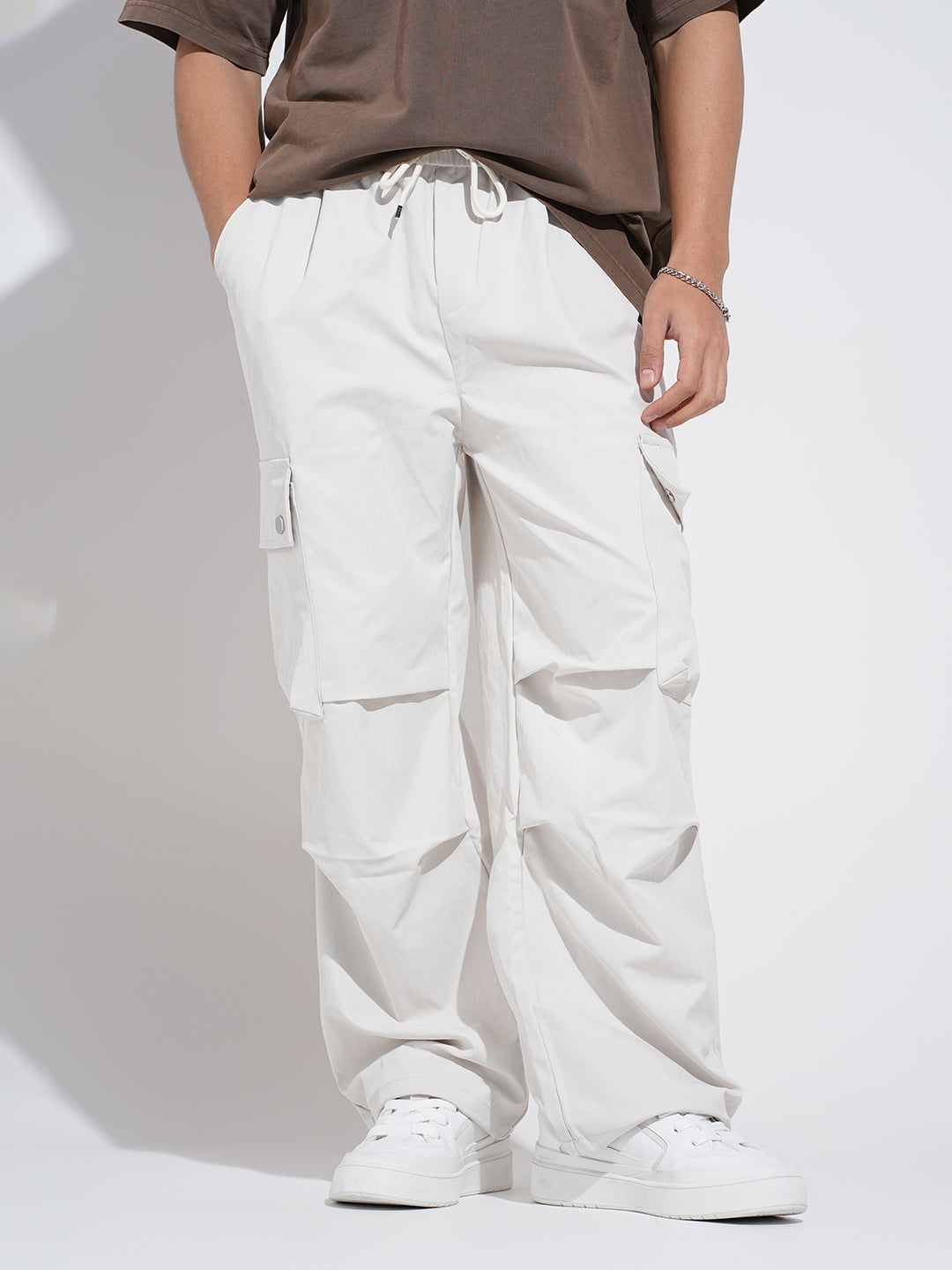 Men's Off White Relaxed Fit Cargo Trousers with Side Stylized Pleats