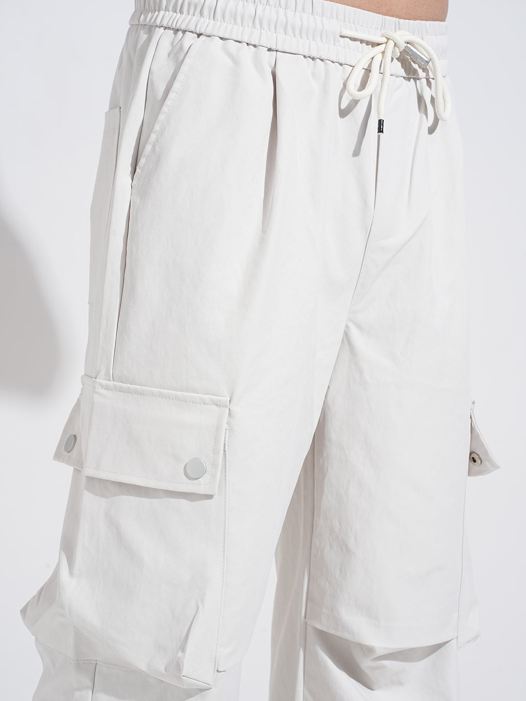 Men's Off White Relaxed Fit Cargo Trousers with Side Stylized Pleats